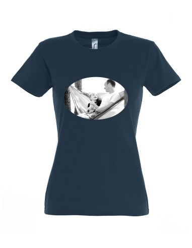 Naiste t-särk pildiga on lahe ja huvitav kingitus