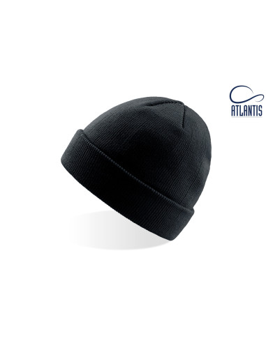 Kootud müts tikandiga - hea talvine kingitus