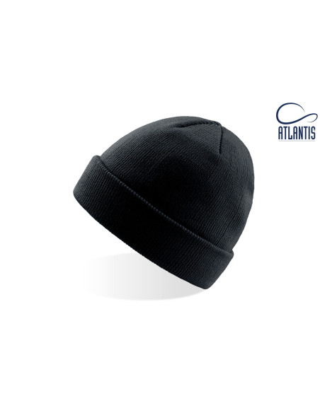 Kootud müts tikandiga - hea talvine kingitus