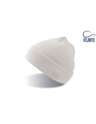 Kootud müts tikandiga - hea talvine kingitus