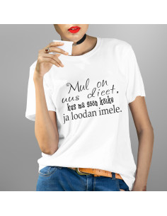 Naiste t-särk Mul on uus dieet...