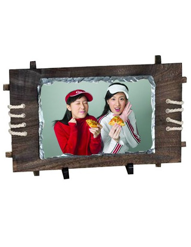 Seinale riputatav raamiga fotokivi